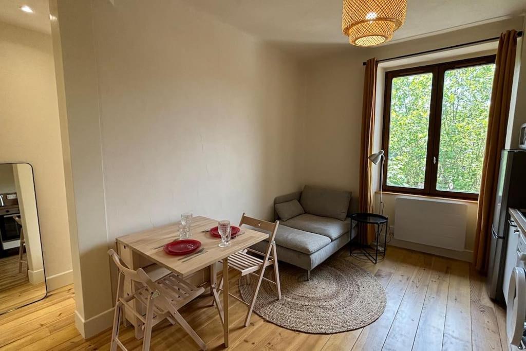 Ferienwohnung T2 Cocon Avec Balcon Et Parking La Roche-sur-Foron Exterior foto